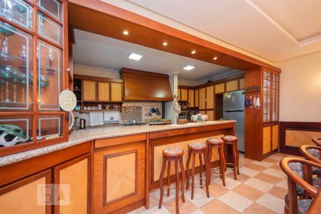 Casa à venda com 400m², 4 quartos e 2 vagas Casa à venda com 400m², 4 quartos e 2 vagasCozinha