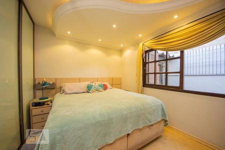 Casa à venda com 400m², 4 quartos e 2 vagas Casa à venda com 400m², 4 quartos e 2 vagasQuarto 2