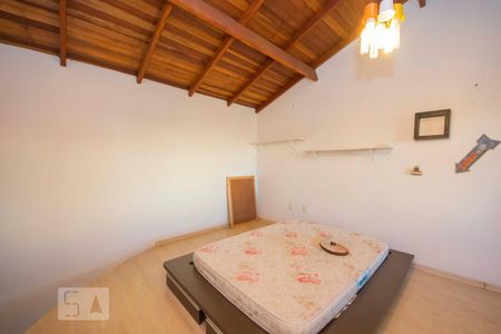 Casa à venda com 400m², 4 quartos e 2 vagas Casa à venda com 400m², 4 quartos e 2 vagasQuarto 3