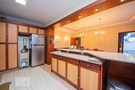 Casa à venda com 400m², 4 quartos e 2 vagas Casa à venda com 400m², 4 quartos e 2 vagasCozinha