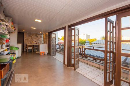 Casa à venda com 400m², 4 quartos e 2 vagas Casa à venda com 400m², 4 quartos e 2 vagasLavanderia