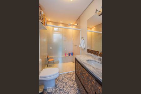 Casa à venda com 400m², 4 quartos e 2 vagas Casa à venda com 400m², 4 quartos e 2 vagasBanheiro 3