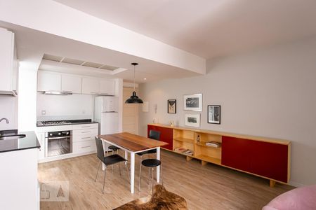 Apartamento para alugar com 90m², 2 quartos e 1 vagaSala/Cozinha