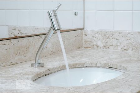 Apartamento para alugar com 105m², 3 quartos e 2 vagasBanheiro - Torneira