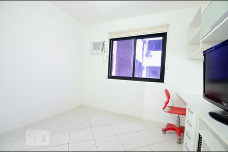 Apartamento para alugar com 105m², 3 quartos e 2 vagasQuarto 2