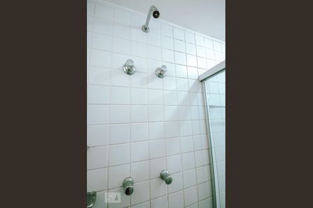 Apartamento para alugar com 105m², 3 quartos e 2 vagasChuveiro