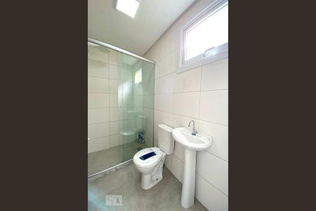 Banheiro de kitnet/studio à venda com 1 quarto, 31m² em Rio Branco, Novo Hamburgo