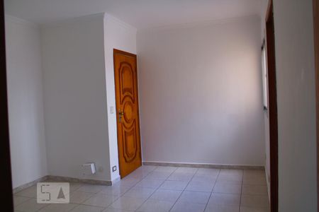 Sala de apartamento para alugar com 3 quartos, 55m² em Jardim Monte Alegre, Taboão da Serra