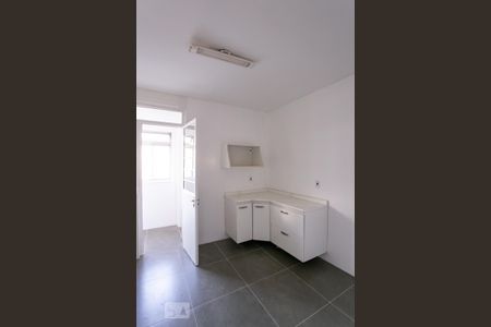 Apartamento à venda com 128m², 2 quartos e 1 vagaCozinha