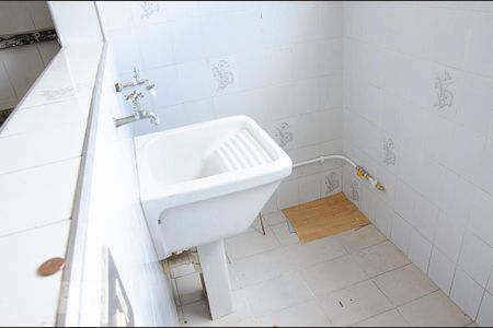 Apartamento para alugar com 60m², 2 quartos e 1 vagaArea de serviço 