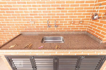 Casa à venda com 217m², 3 quartos e 5 vagasChurrasqueira