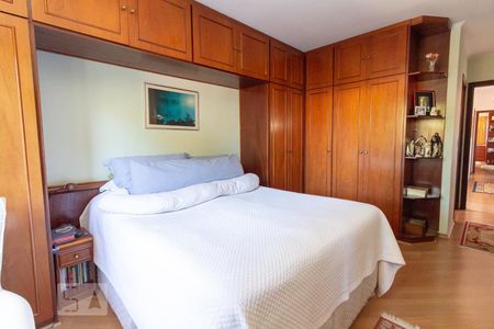 Suíte 1 de casa à venda com 3 quartos, 217m² em Bosque da Saúde, São Paulo