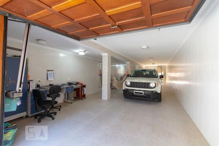 Casa à venda com 217m², 3 quartos e 5 vagasGaragem