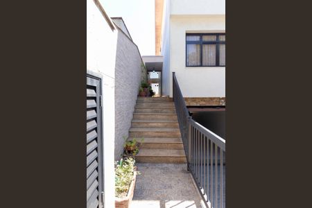 Casa à venda com 217m², 3 quartos e 5 vagasFachada