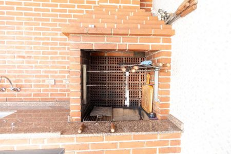 Casa à venda com 217m², 3 quartos e 5 vagasChurrasqueira