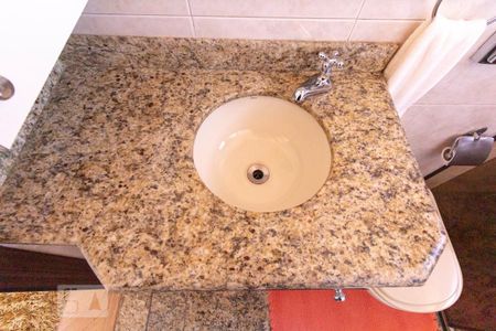 Casa à venda com 217m², 3 quartos e 5 vagasBanheiro da Suíte 3