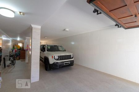 Casa à venda com 217m², 3 quartos e 5 vagasGaragem