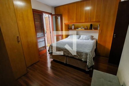 Suíte de casa à venda com 3 quartos, 180m² em Jardim Colombo, São Paulo