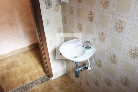 Casa à venda com 447m², 5 quartos e 6 vagasBanheiro 3