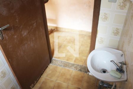 Casa à venda com 447m², 5 quartos e 6 vagasBanheiro 3