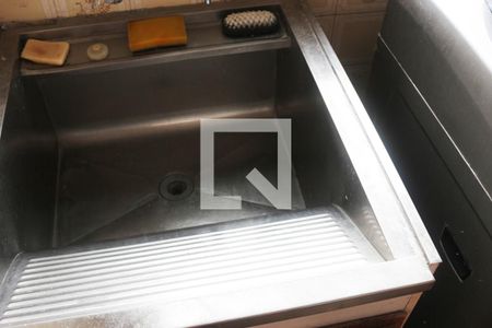 Casa à venda com 447m², 5 quartos e 6 vagasÁrea de Serviço