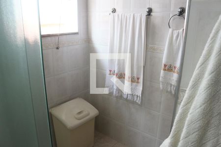 Casa à venda com 447m², 5 quartos e 6 vagasBanheiro da Suíte