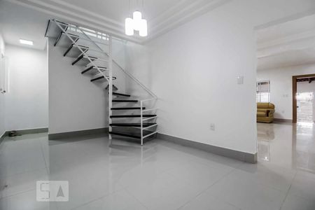 Copa de casa para alugar com 3 quartos, 200m² em Chácara do Governador, Goiânia