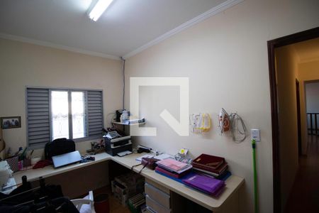 Casa à venda com 220m², 3 quartos e 2 vagasQuarto 3