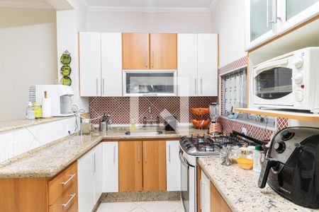 Casa à venda com 220m², 3 quartos e 2 vagasCozinha