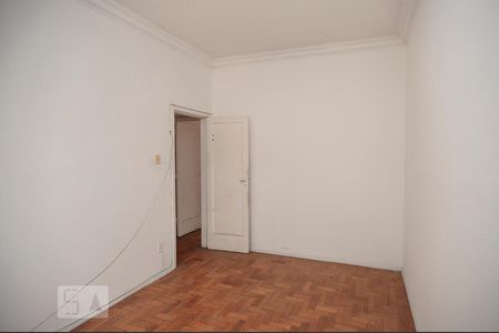 Apartamento para alugar com 99m², 3 quartos e sem vaga Apartamento para alugar com 99m², 3 quartos e sem vagaQuarto 3