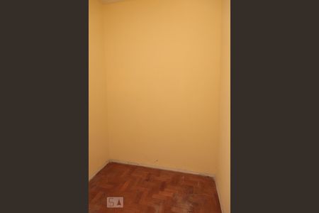 Apartamento para alugar com 99m², 3 quartos e sem vaga Apartamento para alugar com 99m², 3 quartos e sem vagaQuarto de Serviço