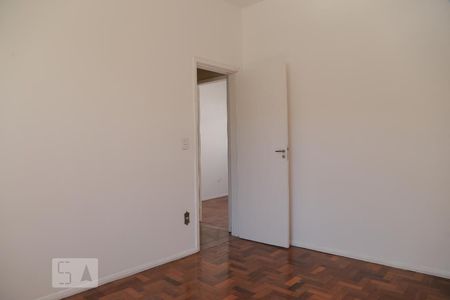Casa de condomínio para alugar com 198m², 4 quartos e sem vaga Casa de condomínio para alugar com 198m², 4 quartos e sem vagaQuarto 3