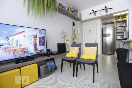 Sala de apartamento à venda com 2 quartos, 60m² em Vila Buarque, São Paulo
