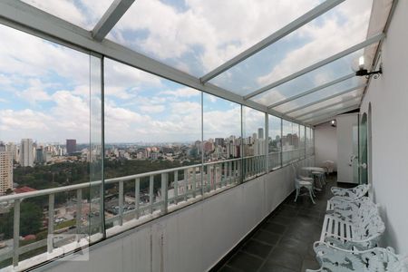 Varanda de apartamento à venda com 2 quartos, 300m² em Pinheiros, São Paulo