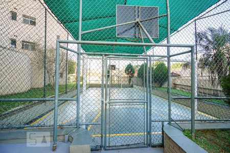 Apartamento à venda com 73m², 3 quartos e 1 vaga Apartamento à venda com 73m², 3 quartos e 1 vagaQuadra esportiva