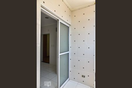 Apartamento para alugar com 100m², 3 quartos e 1 vaga Apartamento para alugar com 100m², 3 quartos e 1 vagaÁrea de serviço