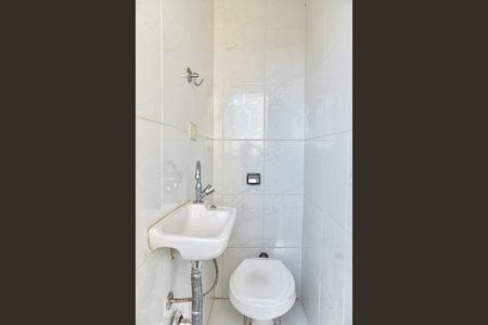 Apartamento para alugar com 100m², 3 quartos e 1 vaga Apartamento para alugar com 100m², 3 quartos e 1 vagaBanheiro de serviço