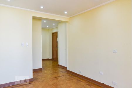 Sala de apartamento à venda com 3 quartos, 100m² em Vila Monumento, São Paulo