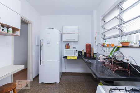 Cozinha de apartamento para alugar com 2 quartos, 82m² em Lapa, São Paulo