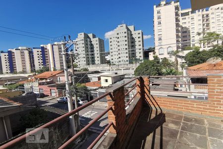 Casa à venda com 218m², 3 quartos e 5 vagasSacada
