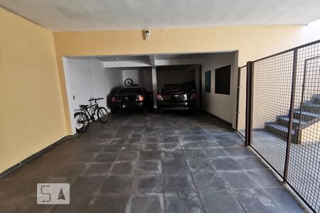 Casa à venda com 218m², 3 quartos e 5 vagasGaragem