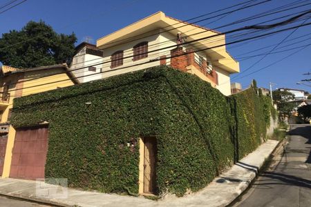 Casa à venda com 218m², 3 quartos e 5 vagasFachada