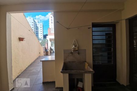 Casa à venda com 218m², 3 quartos e 5 vagasDetalhe