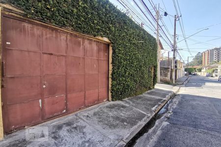 Casa à venda com 218m², 3 quartos e 5 vagasFachada