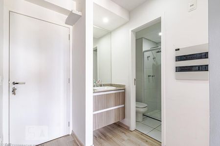 Banheiro Social de apartamento para alugar com 1 quarto, 42m² em Campina do Siqueira, Curitiba