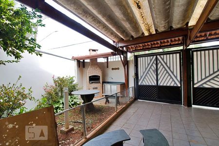 Casa à venda com 180m², 3 quartos e 3 vagasChurrasqueira
