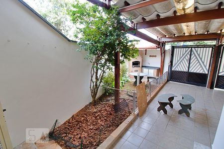 Casa à venda com 180m², 3 quartos e 3 vagasChurrasqueira