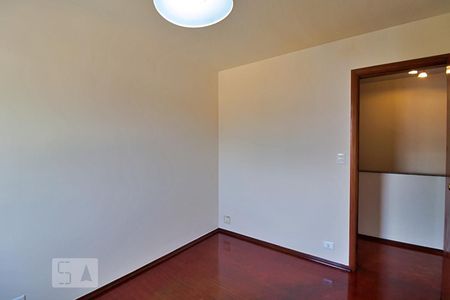Casa à venda com 180m², 3 quartos e 3 vagasQuarto 2