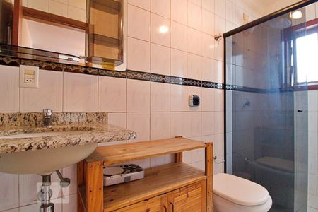 Casa à venda com 180m², 3 quartos e 3 vagasBanheiro da Suíte