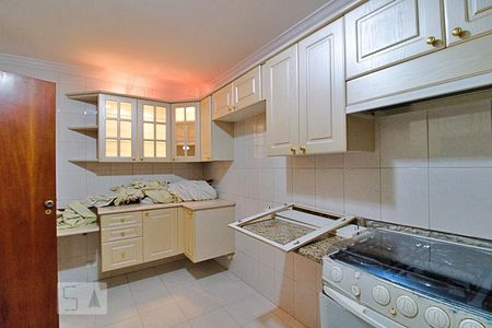 Casa à venda com 180m², 3 quartos e 3 vagasCozinha